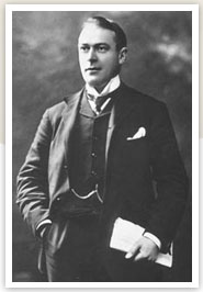 Thomas Andrews was Harland & Wolff’s chief designer, a nephew of Lord Pirrie and a managing director of the company.